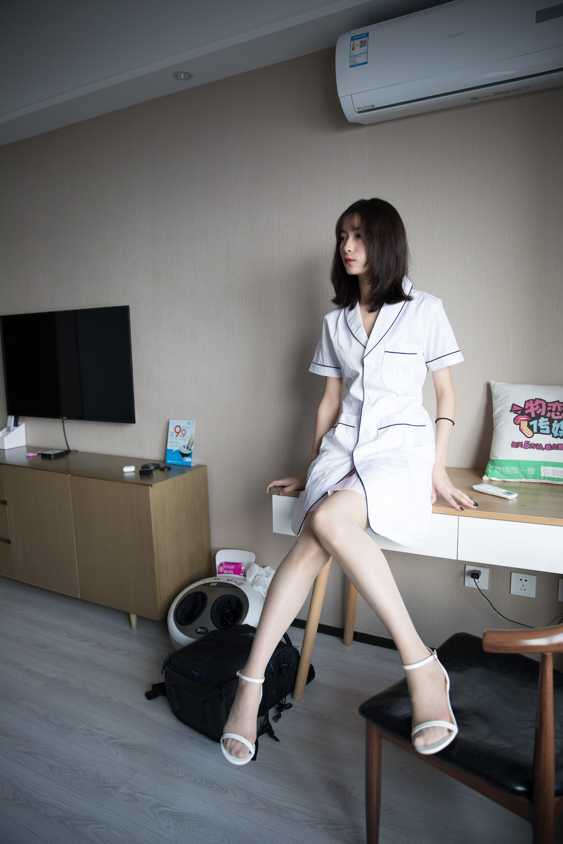 330期：猫耳-心向远方（护士制服、高跟鞋、肉丝Pj.jpg