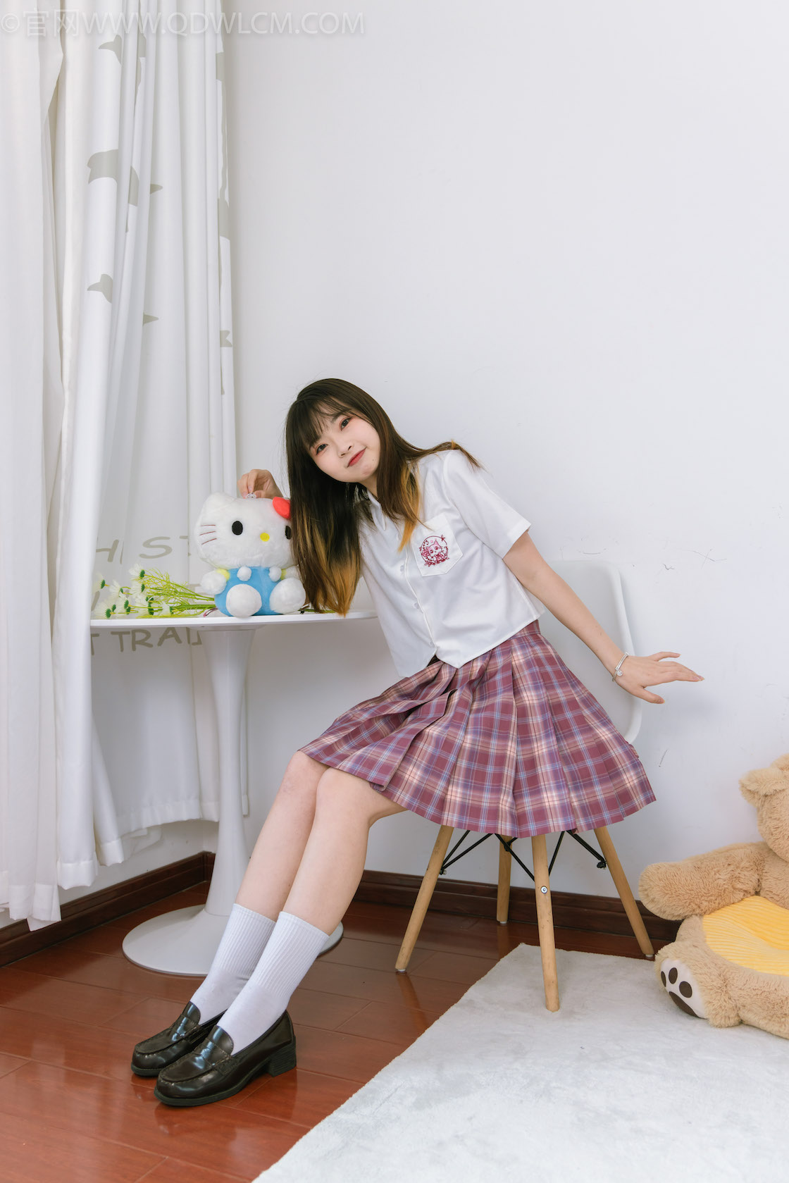 1164期：挽挽-JK制服、皮鞋、白棉袜、裸足Ji.jpg