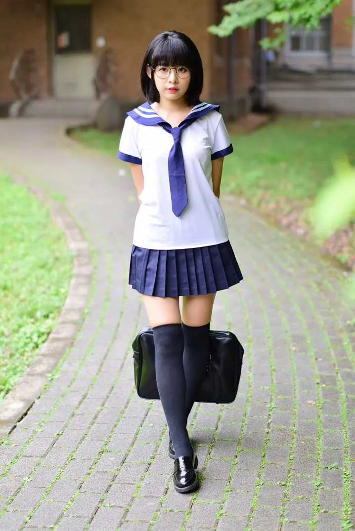 [街拍丝足] NO.171 海琳 学生制服[73P]AJ2K