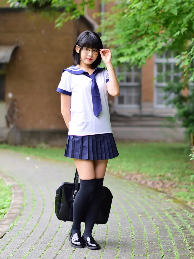 [街拍丝足] NO.171 海琳 学生制服[73P]AJ2K