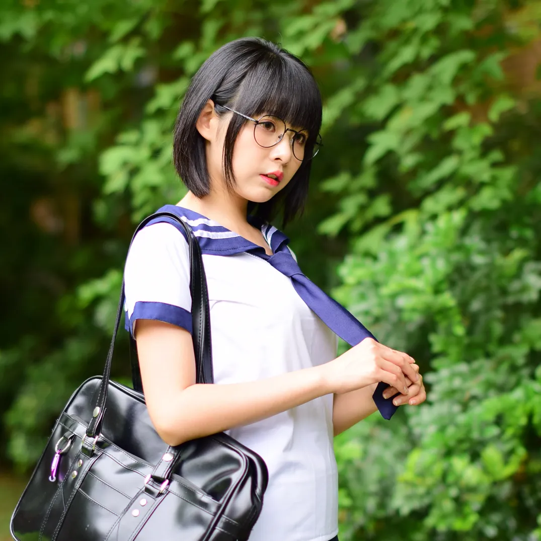 [街拍丝足] NO.171 海琳 学生制服[73P]AJ2K