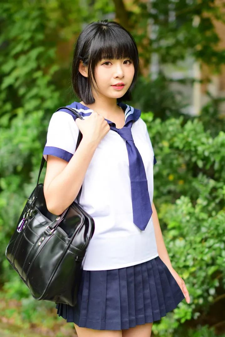 [街拍丝足] NO.171 海琳 学生制服[73P]AJ2K