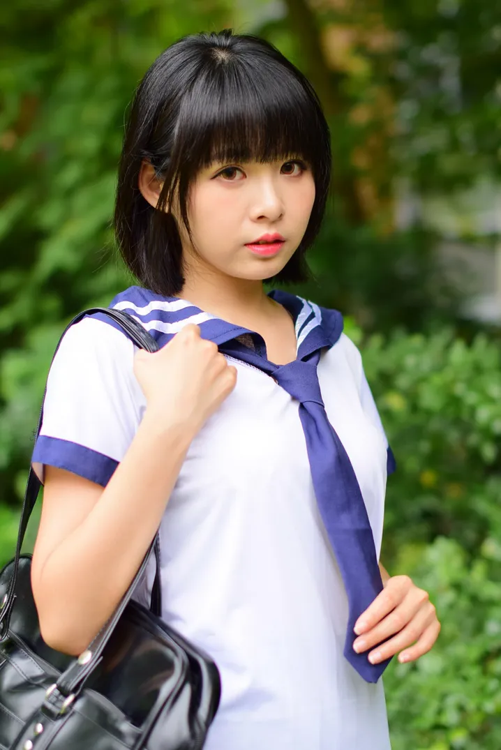 [街拍丝足] NO.171 海琳 学生制服[73P]AJ2K