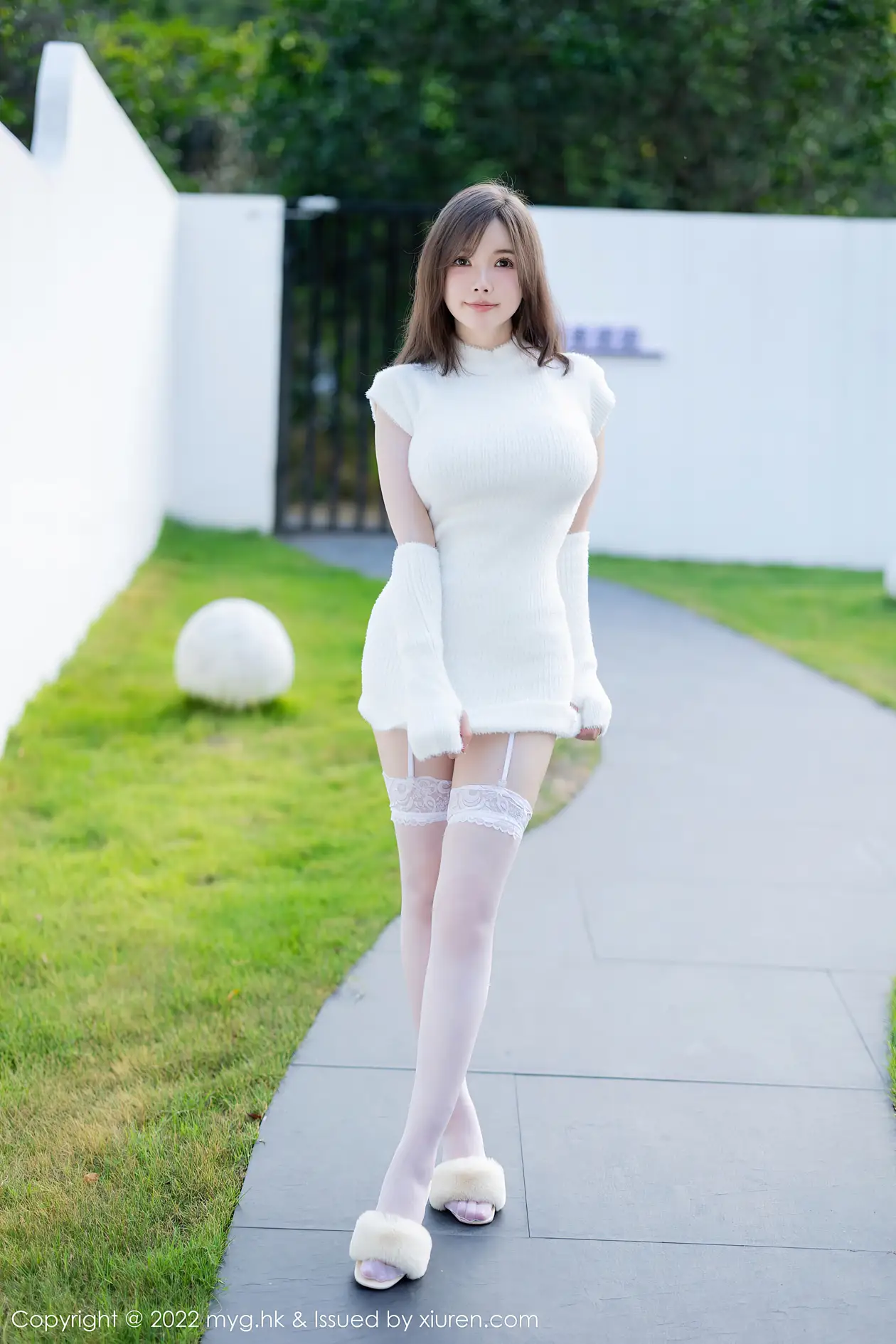 [美媛馆] 2022.10.28 VOL.644 – 糯美子Mini [66P]POD9