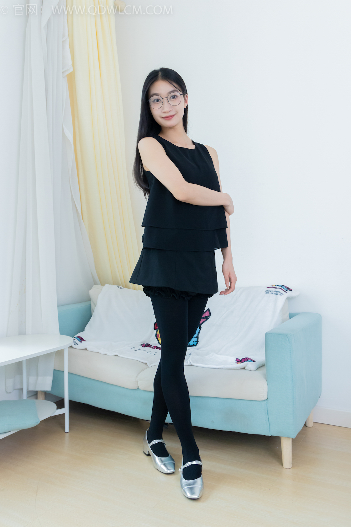 物恋传媒2249期：小影-低跟鞋、厚黑丝、物恋传媒、物恋摄影映画Zy.jpg